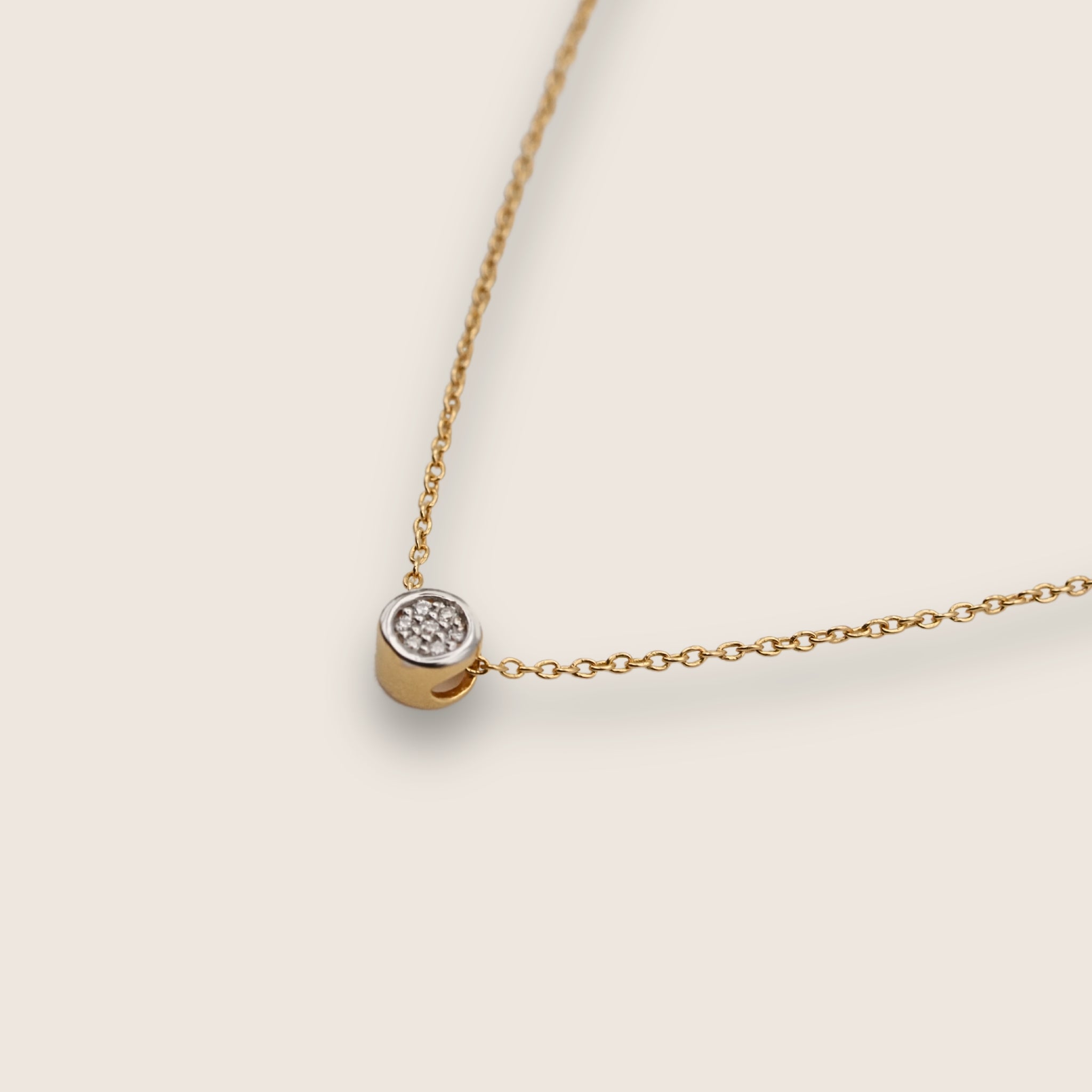 Gold diamond pendant