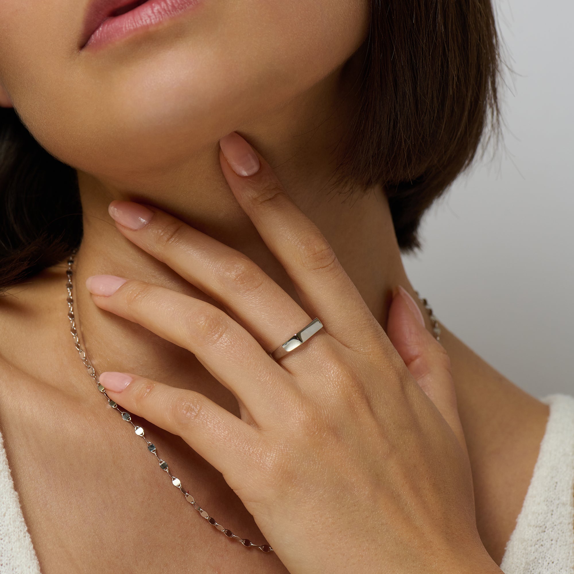 Shiny high polish silver ring engraveable for gifting